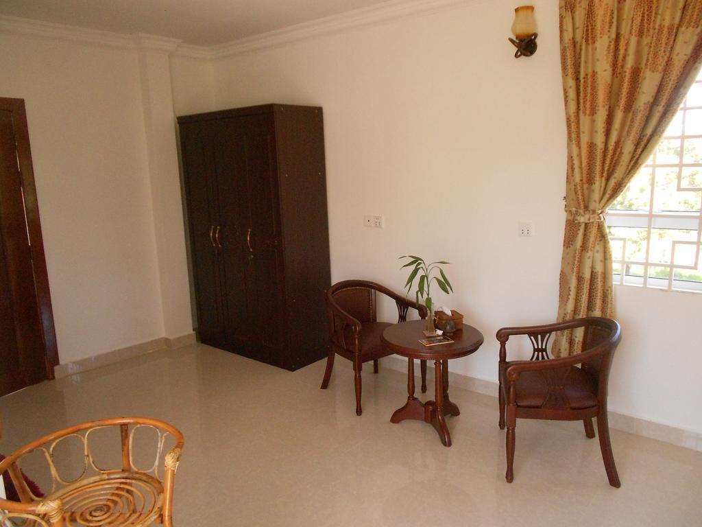 סיהאנוקוויל Swiss Villa חדר תמונה